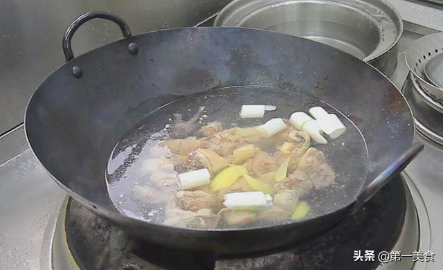 怎样煲鸡汤好喝，怎么煲鸡汤好喝（厨师长教你小绝招）