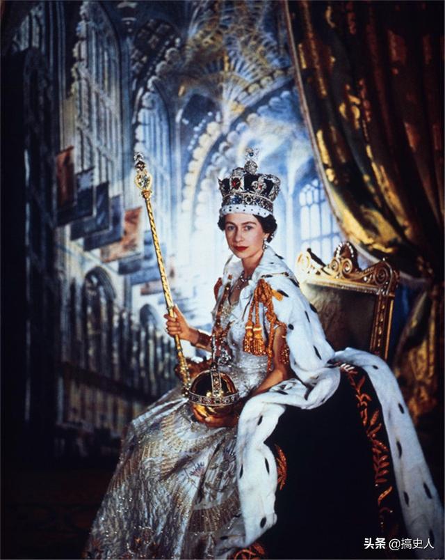 艾莲娜公主加冕日图片