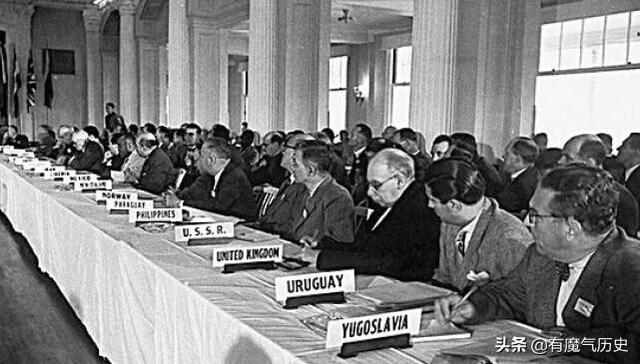 请问布雷顿森林体系的影响有哪些，布雷顿森林体系的作用与影响（确立布雷顿森林体系、推动联合国成立）