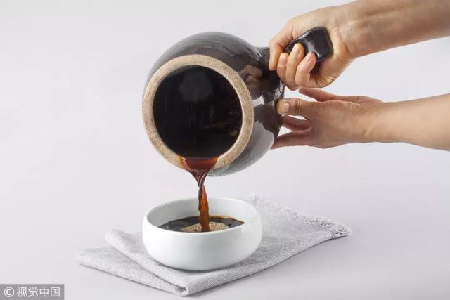 保温杯的保温原理是什么，保温杯保温原理是什么传热学（不是养生是“养毒”）