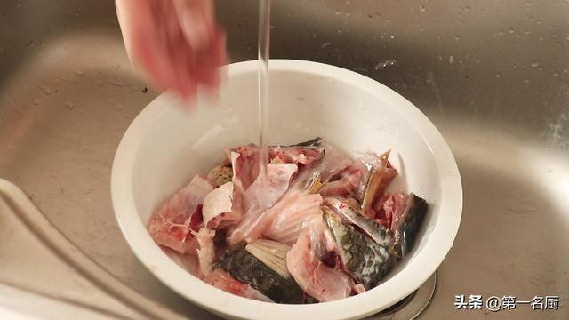 鲤鱼能做酸菜鱼吗，学会这个小技巧