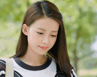 李沁和孙怡的对比照，李沁孙怡迷之撞脸（孙怡和李沁的长相区别到底在哪）