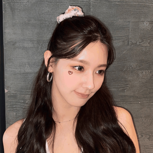 什么发型显脸小显年轻，适合瘦脸的发型（简单易打理的4款发型）