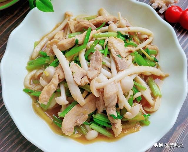 海鲜菇炒什么好吃，海鲜菇炒什么最好吃（美食推荐：海鲜菇炒鸡腿）