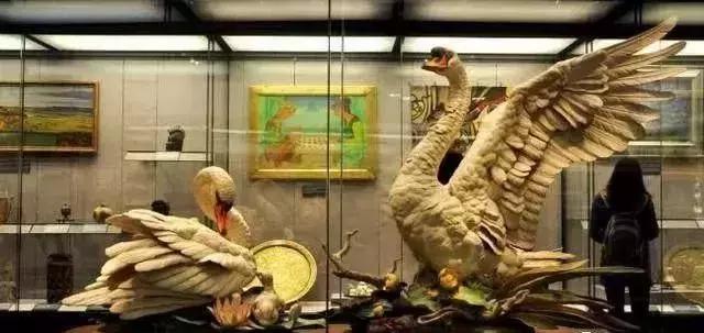 尼克松访华时间，尼克松访华三次是哪三年（毛主席一句话令全场佩服）