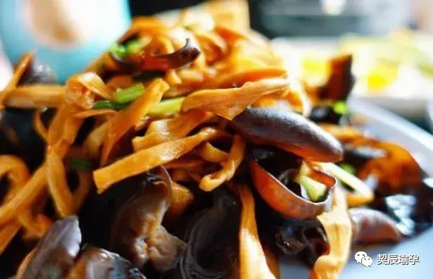 怀孕初期食谱明细表，孕妇孕早期食谱（史上最全的科学孕期食谱）