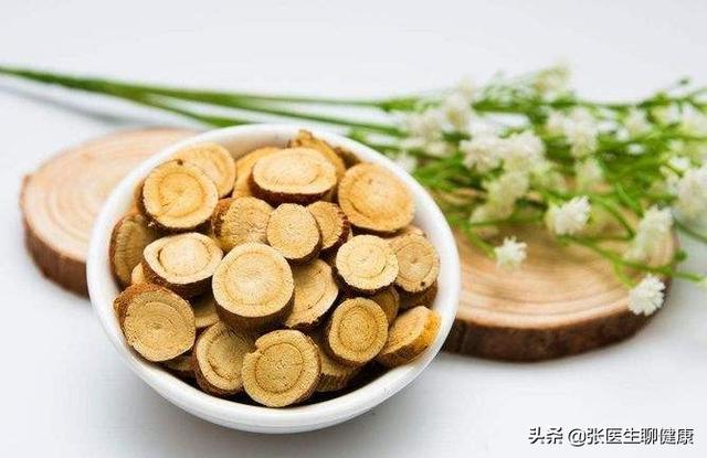 甘草的功效和作用，甘草的功效和作用泡水（不起眼的甘草原来有这么多功效）