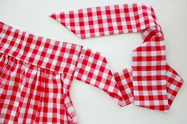 围裙款式图片大全，唐朝男子衣服款式图（把一条简单的围裙设计成时髦的款式）