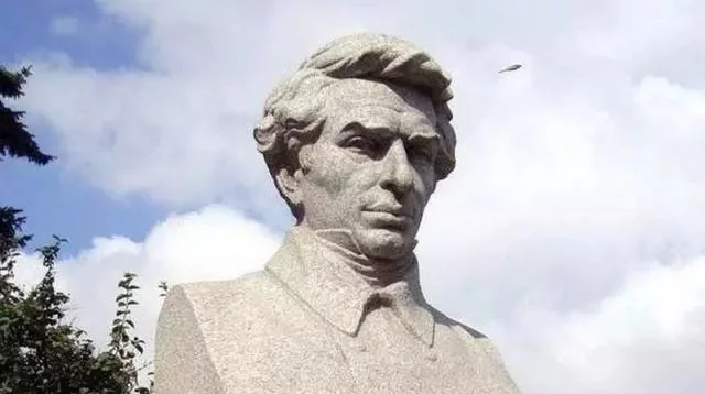 三角形内角和证明方法（著名数学家理论）