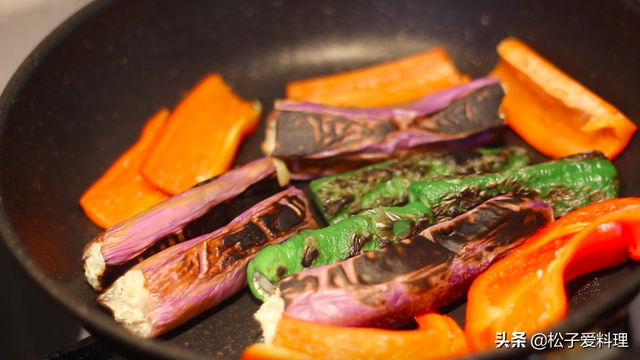 夕颜花是牵牛花吗，花语比较虐心的花（它这落苏的别名同样动人）