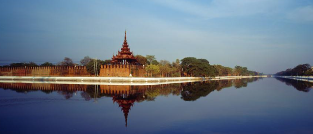 世界上最大的皇宫，世界上保存最完整的皇宫是（占地400万平相当于5.5个故宫）