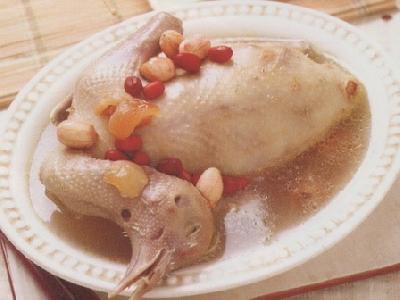 月子餐30天食谱，月子餐30天食谱有哪些（孕妇产后不知道该吃什么好）