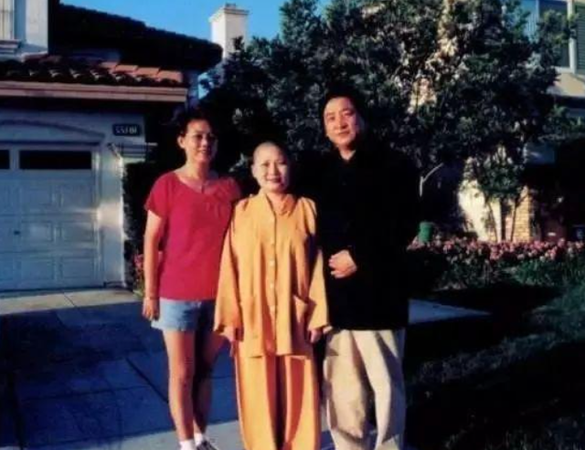 歌手李娜资料简介，歌手李娜个人简历（歌手李娜资料简介图片）