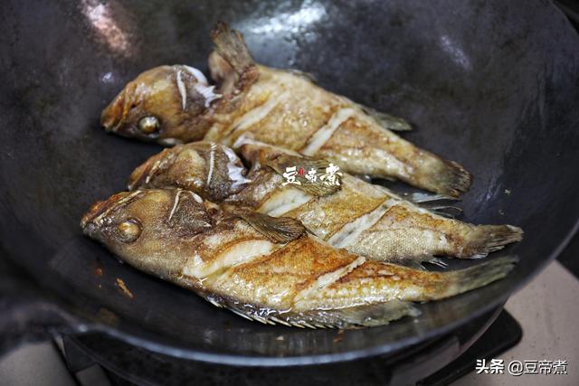 葛鱼怎么炖汤，怎样炖葛鱼汤（要记得这两个步骤）