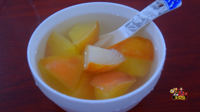 如何熬梨汤止咳化痰窍门，化痰止咳梨汤做法（润肺止咳化痰的苹果雪梨汤）