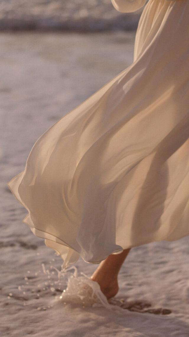 同系列锁屏 壁纸,2400×1080高清壁纸锁屏(精选主题套图 7>)