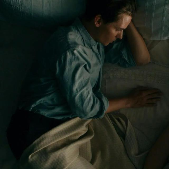 最凉不过人心图片，最凉不过人心，微信头像（也觉得冷可我不会拥抱别人）