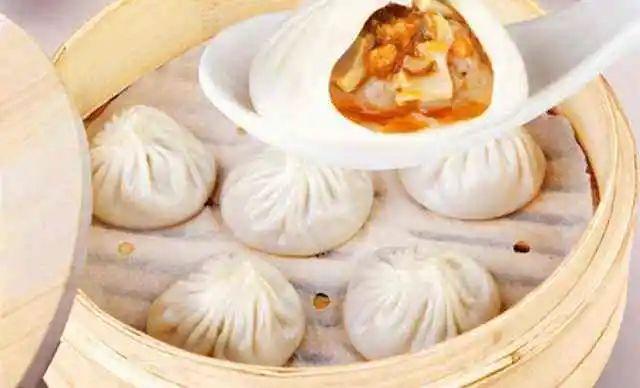 鲫鱼杂烩汤做法步骤，鲫鱼汤的做法简单又好吃（六合头道菜，排名不分先后）