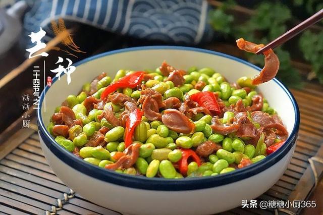 鸡胗怎么切正确，鸡胗应该怎么切（鸡的这部位特好吃）