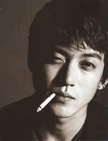 热血高校演员表,热血高校演员表名单日本(小栗旬"智障式"挥手又上热搜