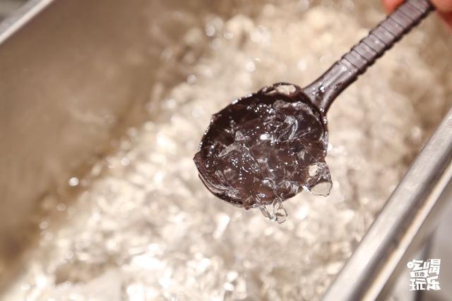 二次元动漫女头/可爱/小鸟游六花什么的也太卡哇伊了吧，微信头像，二次元动漫女头/可爱/小鸟游六花什么的也太卡哇伊了吧（奈雪新品清新来袭）