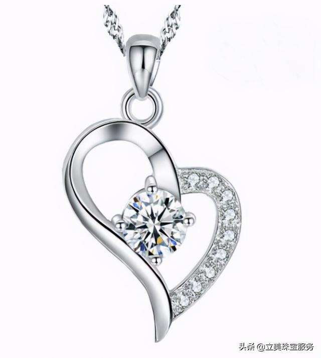 西安今日黄金卖价多少钱一克，2012周大生黄金多少钱一克