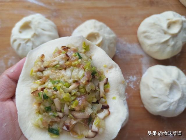 鲜香菇怎么做好吃，怎样做香菇酱才好吃（分享香菇最好吃的6种做法）