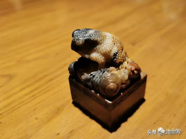 科头跣足是什么动物，科头跣足指什么动物（浅谈“刘海”与“金蟾”）