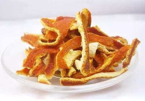 葛根粉的功效与作用禁忌,葛粉的功效与作用和禁忌(没想到一直被我们当做零食吃的葛根粉) 葛根粉的功效与作用禁忌,葛粉的功效与作用和禁忌(没想到一直被我们当做零食吃的葛根粉)