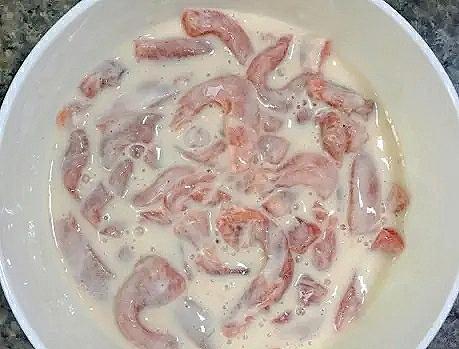 怎么炸里脊肉外酥里嫩，炸里脊的做法外酥里嫩窍门（最好不要裹面粉）