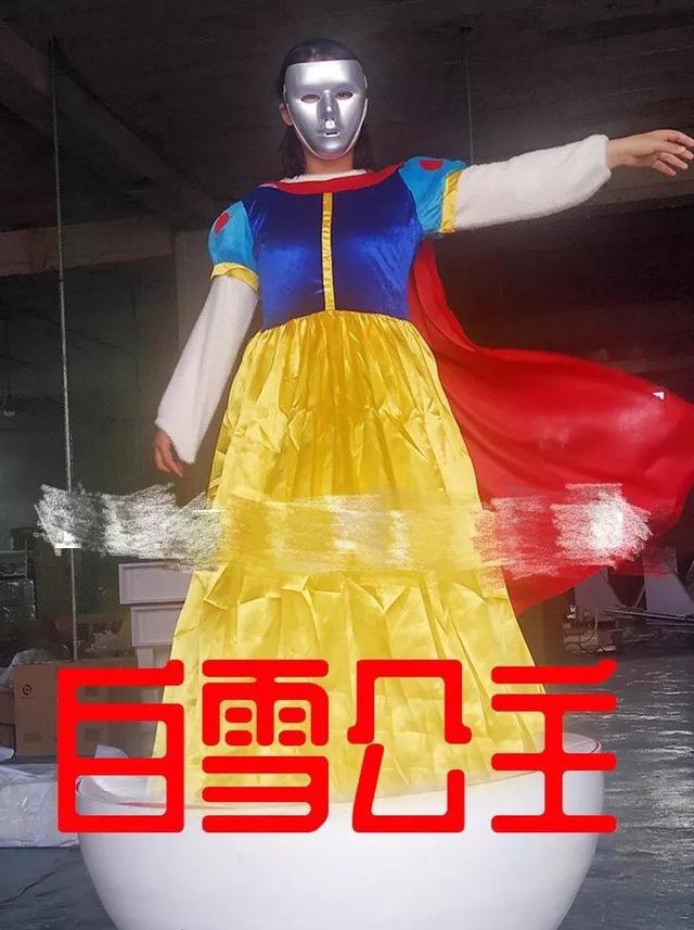 搞笑魔术天外飞仙，“天外飞仙”大唐不倒翁走红