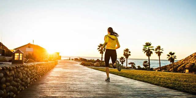 私生饭是什么意思，私生饭是什么意思张碧晨（陈坤分享晨跑暖心经历）