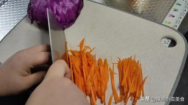 一日三餐减肥食谱，减肥一日三餐简单食谱大全（月瘦10斤不是事）