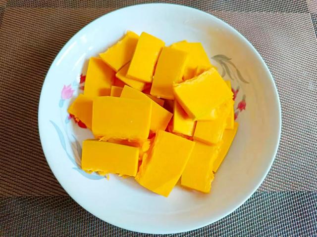 南瓜的做法大全家常，南瓜的做法大全家常菜（入秋后多给孩子吃南瓜）