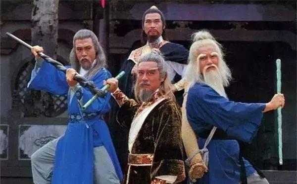 金庸简介 金庸个人资料及人生经历简介，金庸简介 搜狗百科（从历史角度来看金庸江湖的时间线和那些我们熟知的人和事）