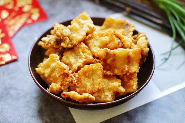 炸肉段的家常做法，东北干炸肉段怎么做（放多久都能保持酥脆口感）