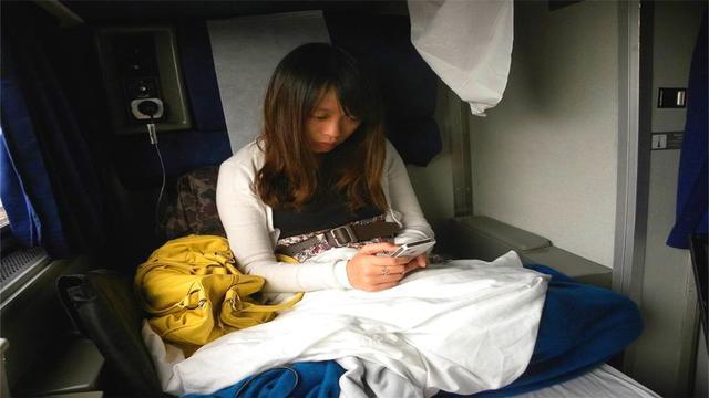 火车硬卧有被子吗，硬卧和软卧的区别大吗（和软卧有哪些不同）