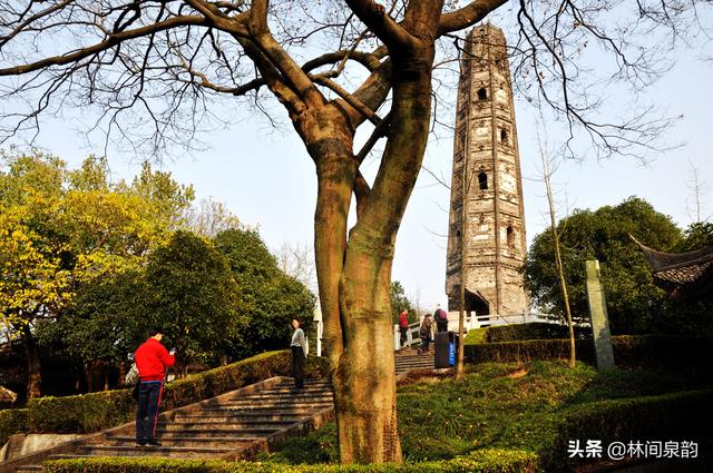 比萨斜塔建筑欣赏，掩藏于九峰十二山的“上海比萨斜塔”