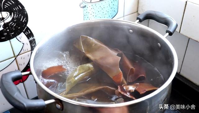 棒骨汤做法大全家常，大骨头汤这样熬才好喝
