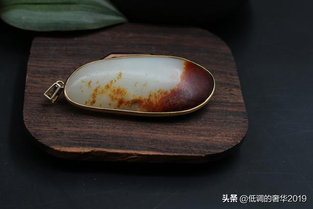 玉是通过什么方式养人的，怎么养玉才能透亮（日常怎么养玉）