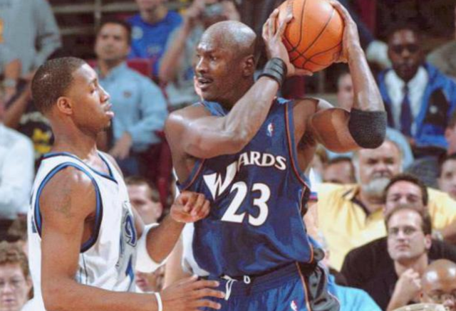 乔丹奇才时期的数据，乔丹在奇才队的数据（单场爆砍51分不说）