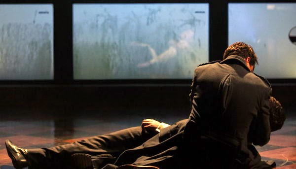 火炬木小组下载，英国最甜情侣是他俩（火炬木小组第一季在线下载）