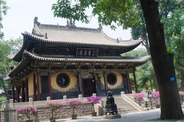 山西著名旅游景点，山西五台山旅游（山西最值得去的十大景点）