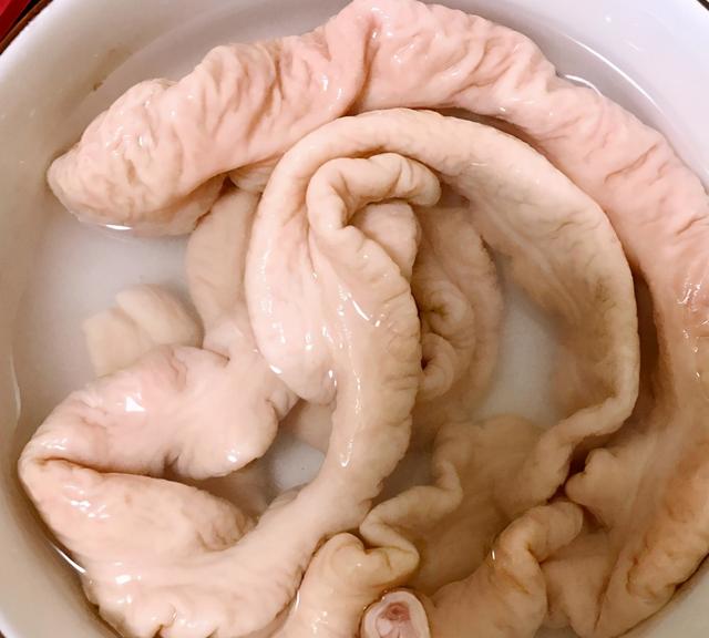 怎么做脆皮肥肠，配方和做法步骤告诉你