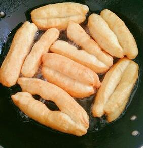 图片[7]-【香酥小油条】做法步骤图 配上豆浆 好吃得停不下来-起舞食谱网