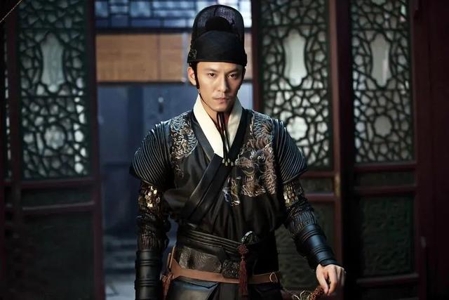 瞧这一家子大结局，瞧这一家子剧情介绍（顶着嘘声拼命、父亲去世才暴露身份）