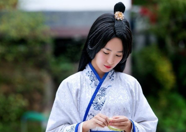 孙权孙策什么关系，孙策和孙权什么关系（孙权是如何对待他们的）