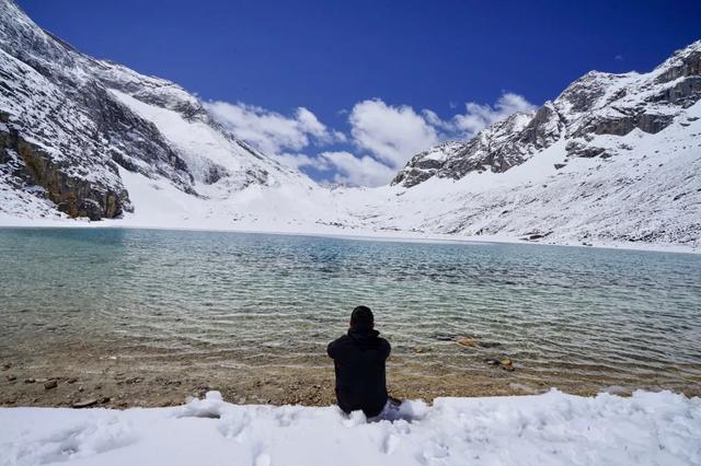 稻城在哪，亚丁稻城在哪（在稻城亚丁，满载一身春色而归）