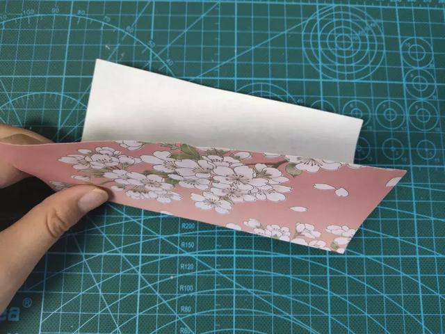 纸扇子的做法，纸扇子的做法描述（教你做5款夏季手工扇）