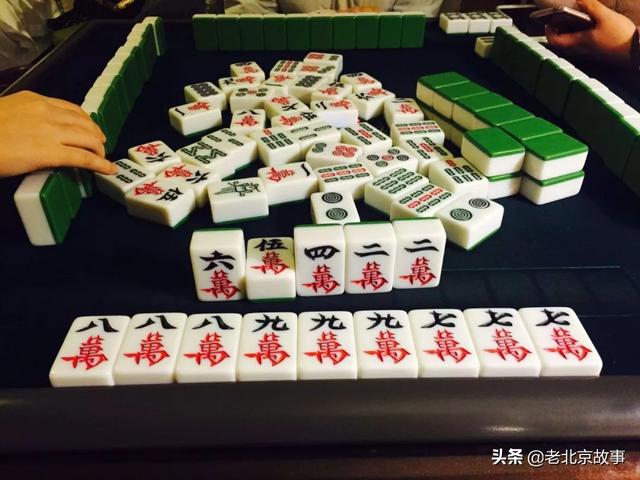 二椅子是什么意思啊，二椅子是什么意思（北京人过得讲究）